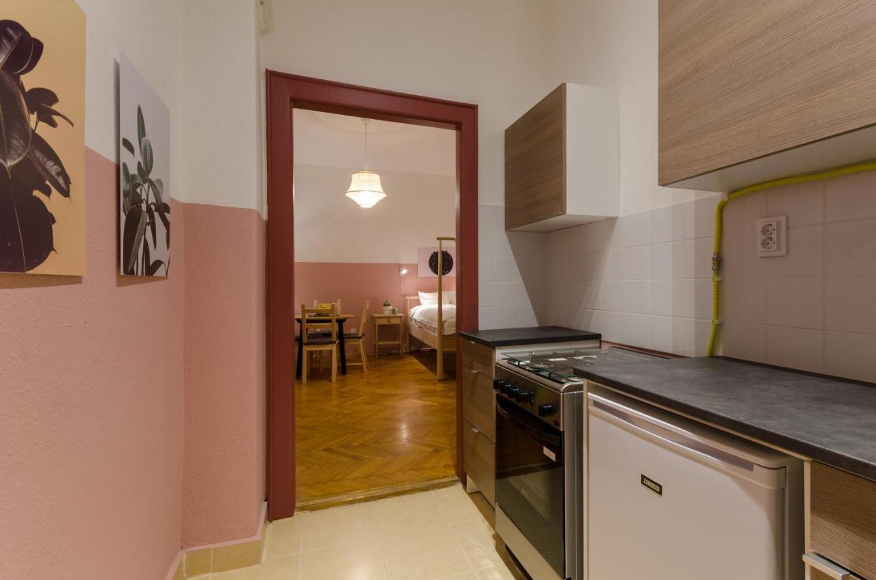 Studio Next To Kiraly Street Kd11 Leilighet Budapest Eksteriør bilde